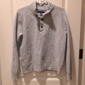 Banana Republic Men’s Long Sleeve quarter button Pullover/Sweater size M